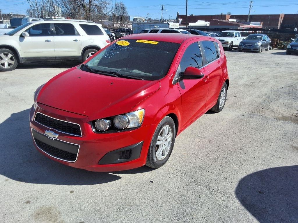 Chevrolet Sonic 2LT 5-Door 2012