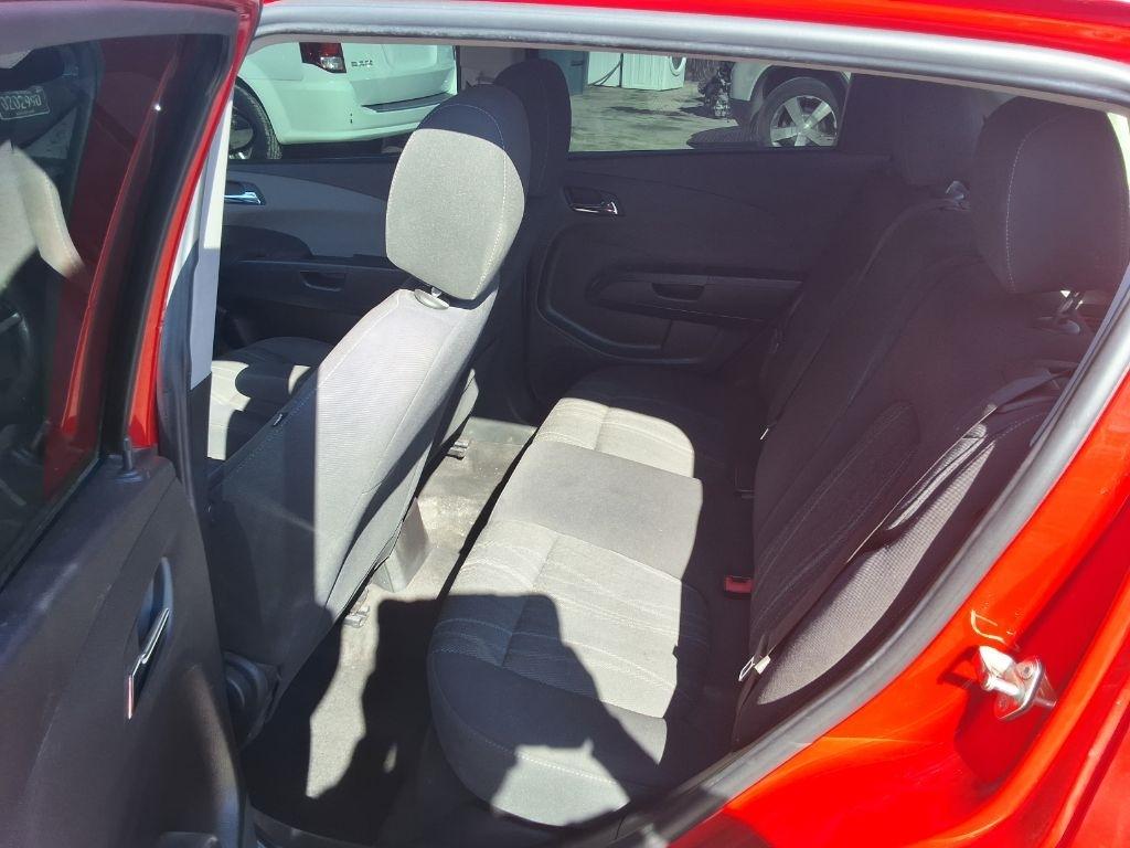 Chevrolet Sonic 2LT 5-Door 2012