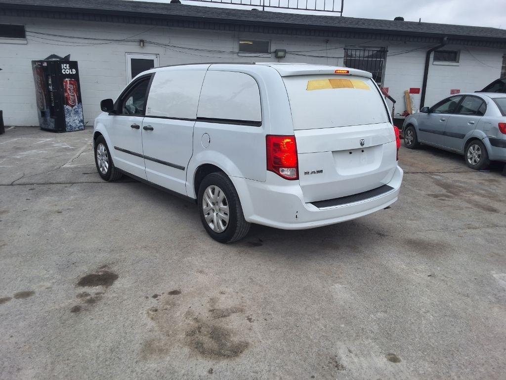 RAM Cargo Van Base 2014