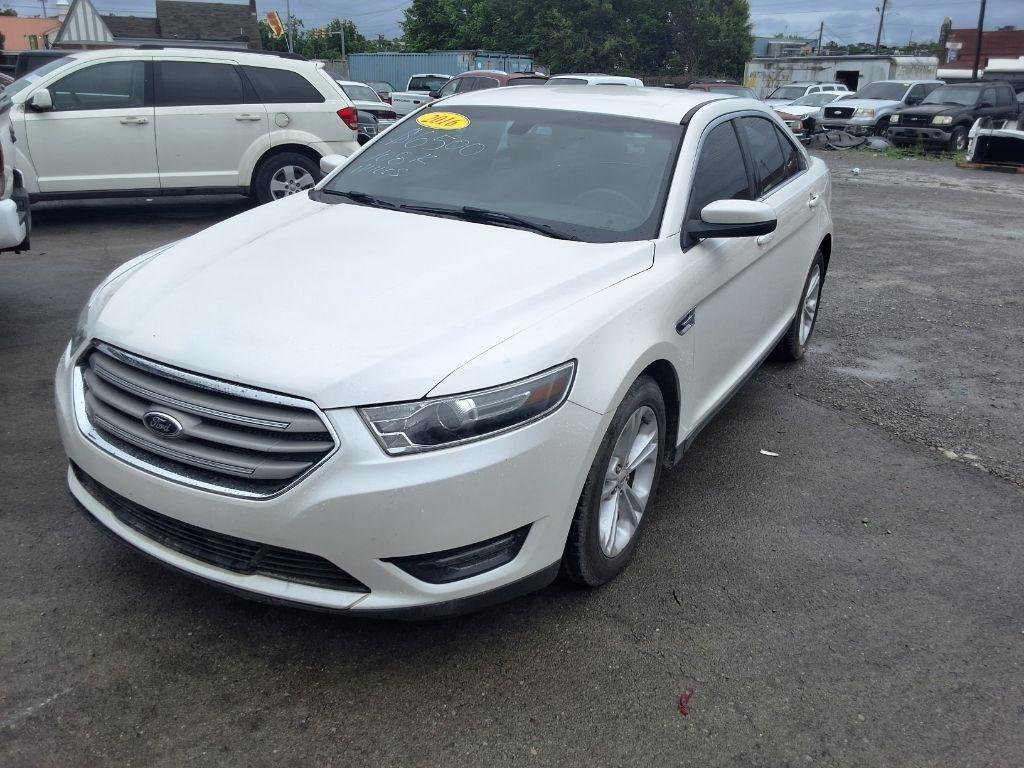 2016 Ford Taurus SEL FWD