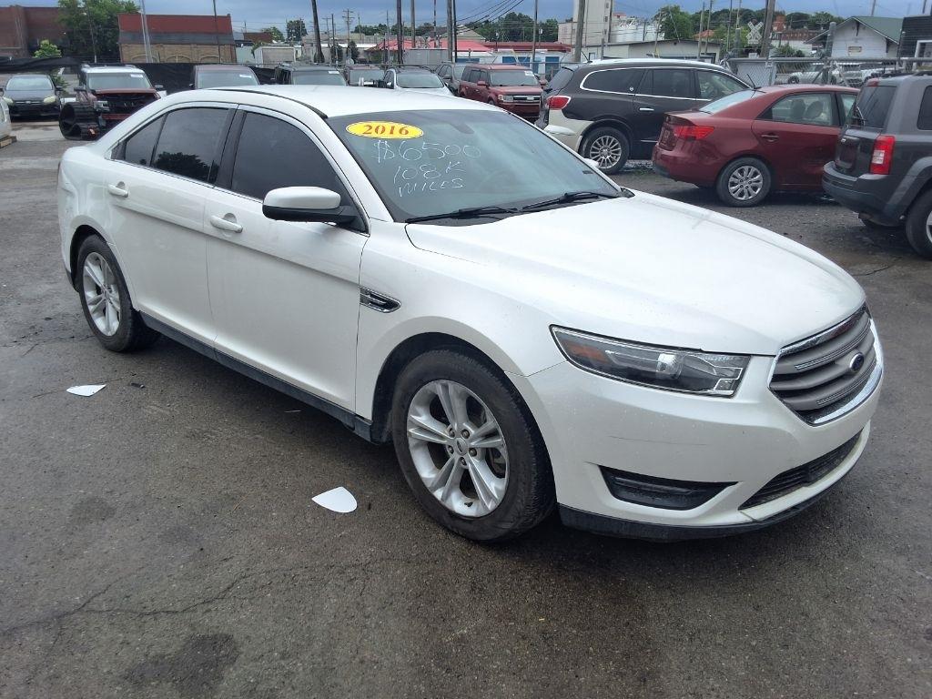 Ford Taurus SEL FWD 2016
