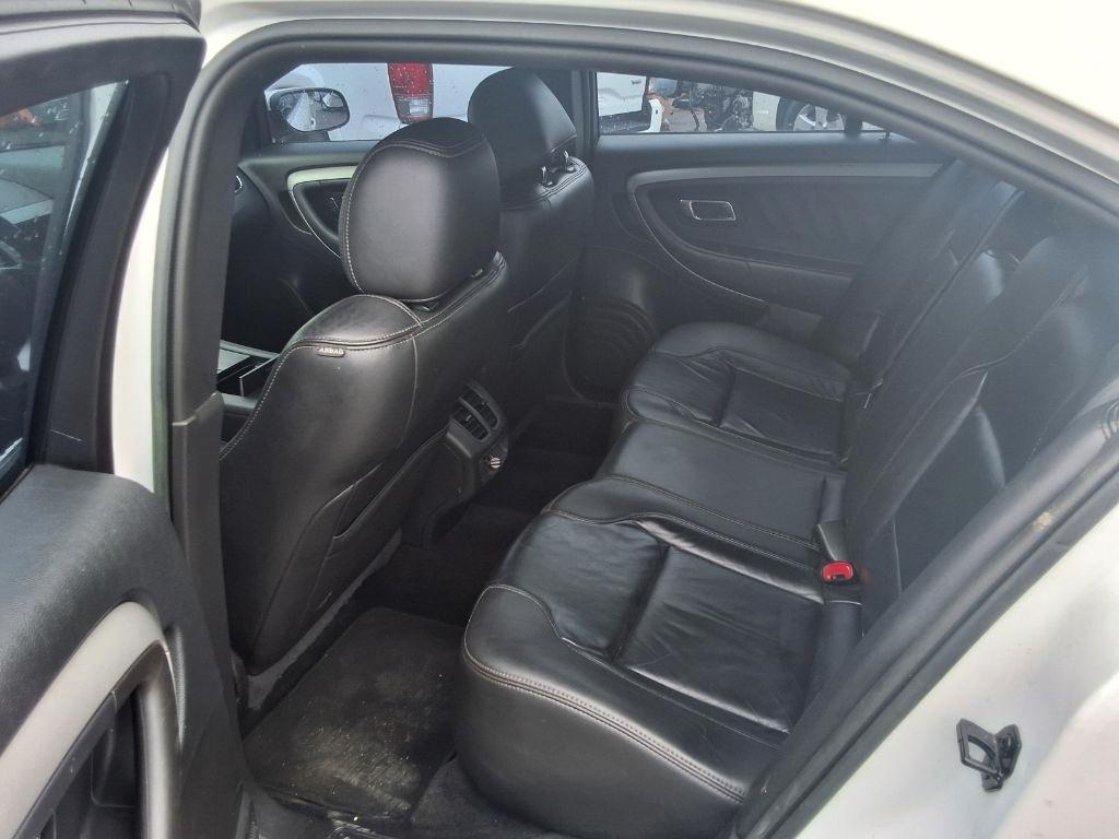 Ford Taurus SEL FWD 2016