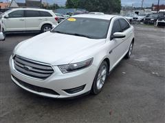 2016 Ford Taurus 