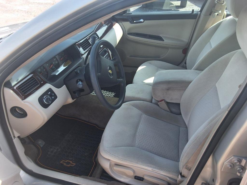 Chevrolet Impala LS 2010