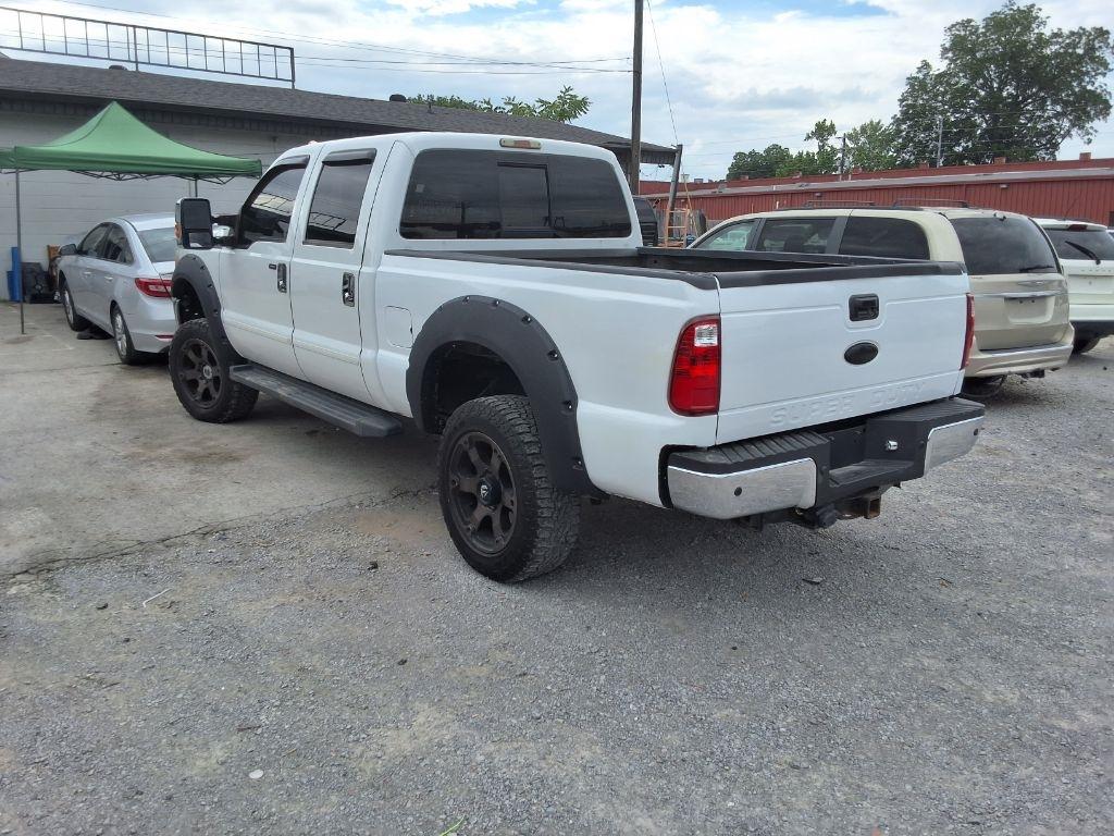 Ford F-250 SD XL Crew Cab 4WD 2012