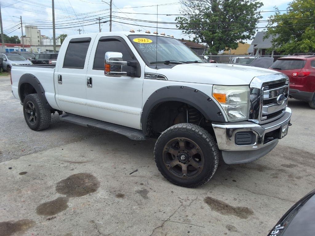 Ford F-250 SD XL Crew Cab 4WD 2012