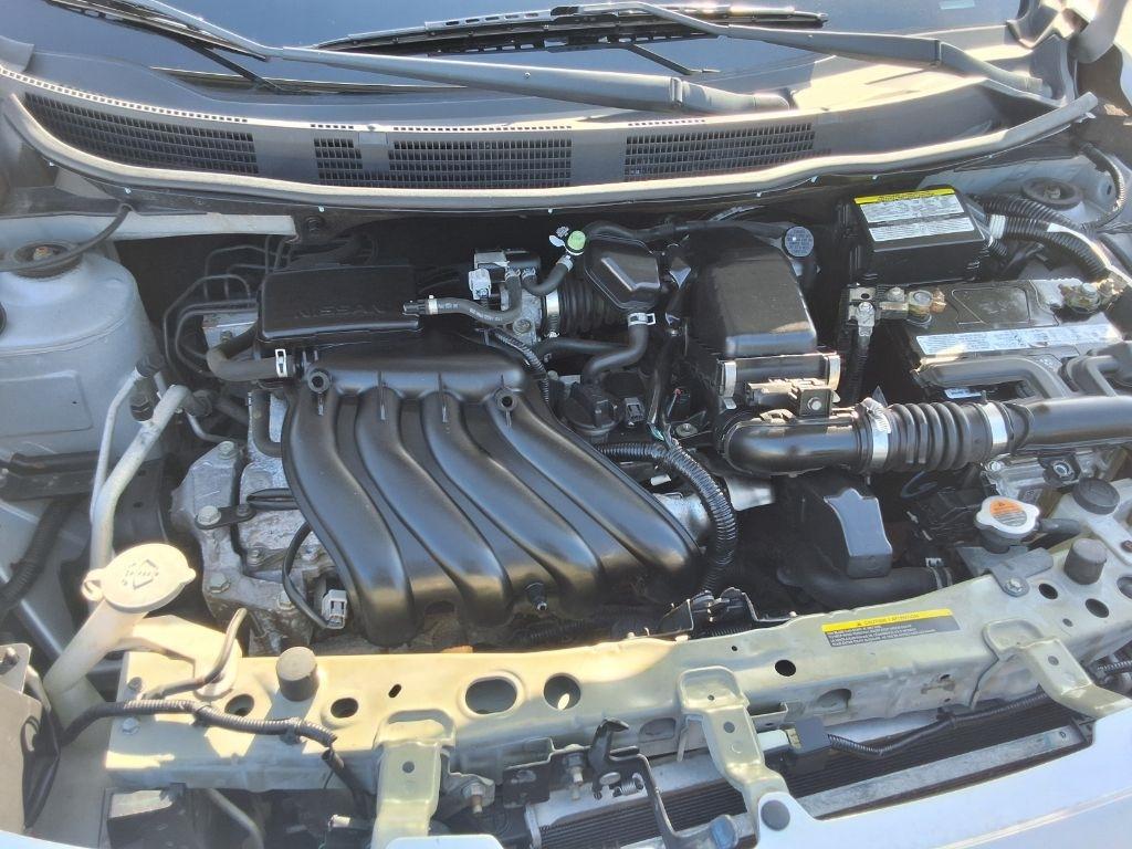 Nissan Versa 1.6 S 4A 2013