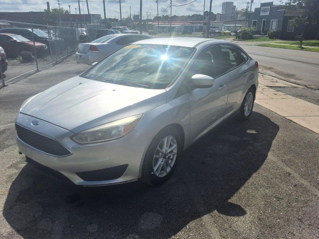 Ford Focus SE Sedan 2018