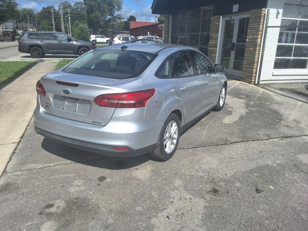 Ford Focus SE Sedan 2018
