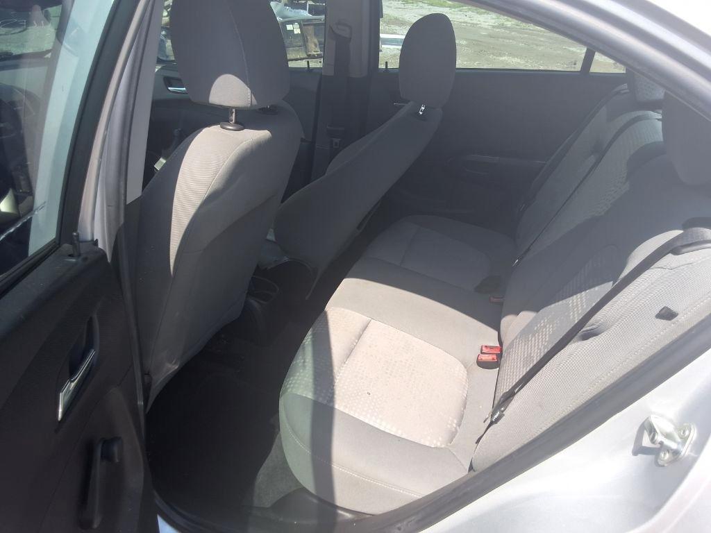 Chevrolet Sonic 2LS Sedan 2012
