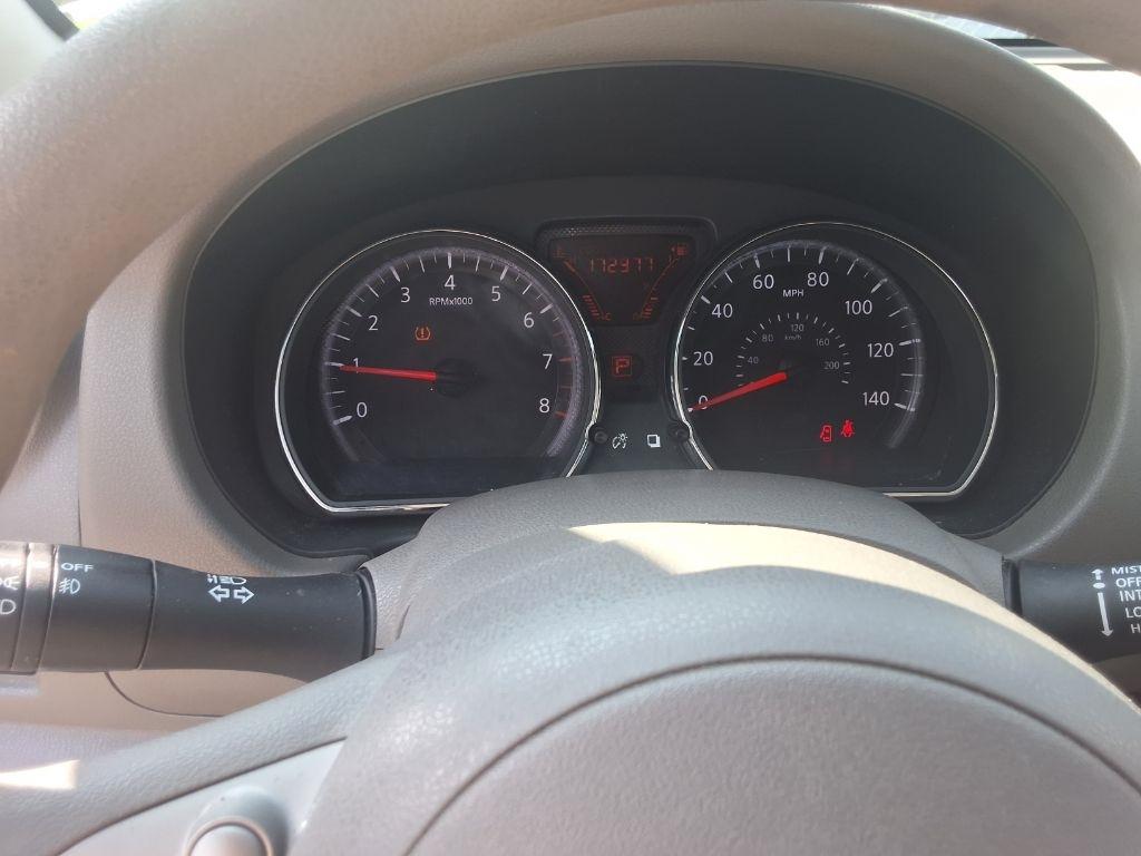 Nissan Versa 1.6 S Sedan 2012