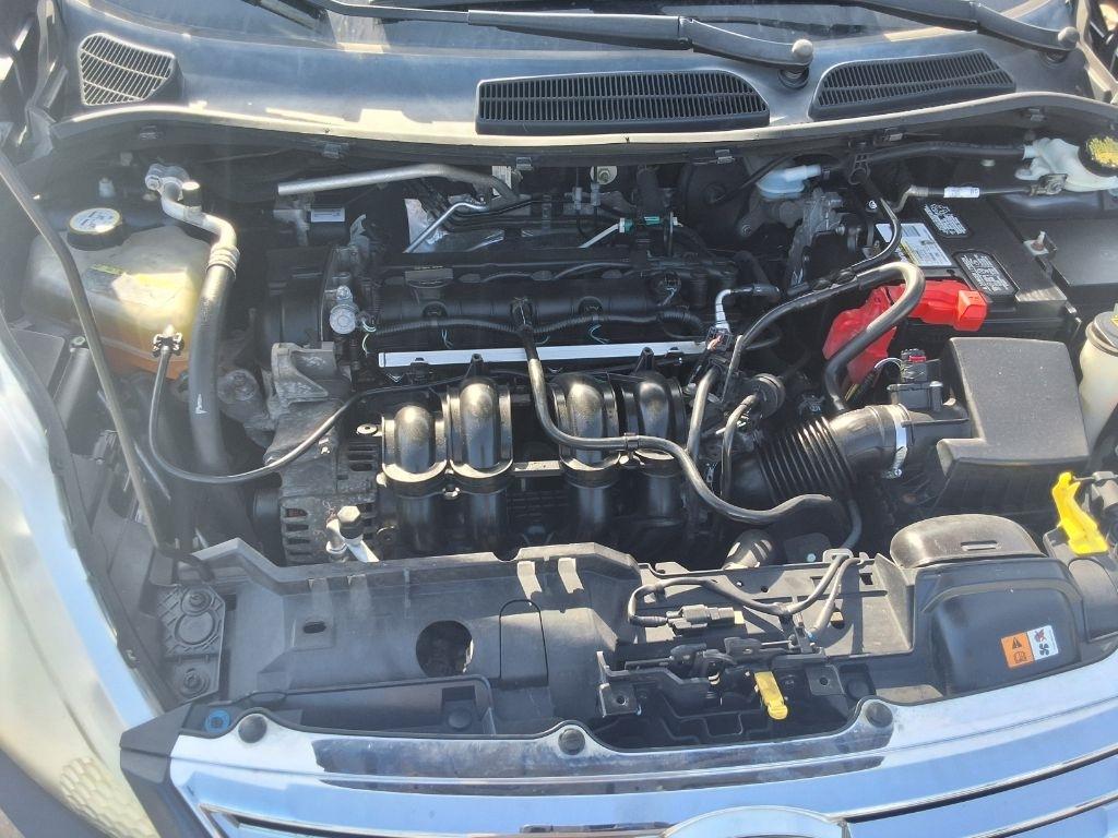 Ford Fiesta SE Sedan 2013