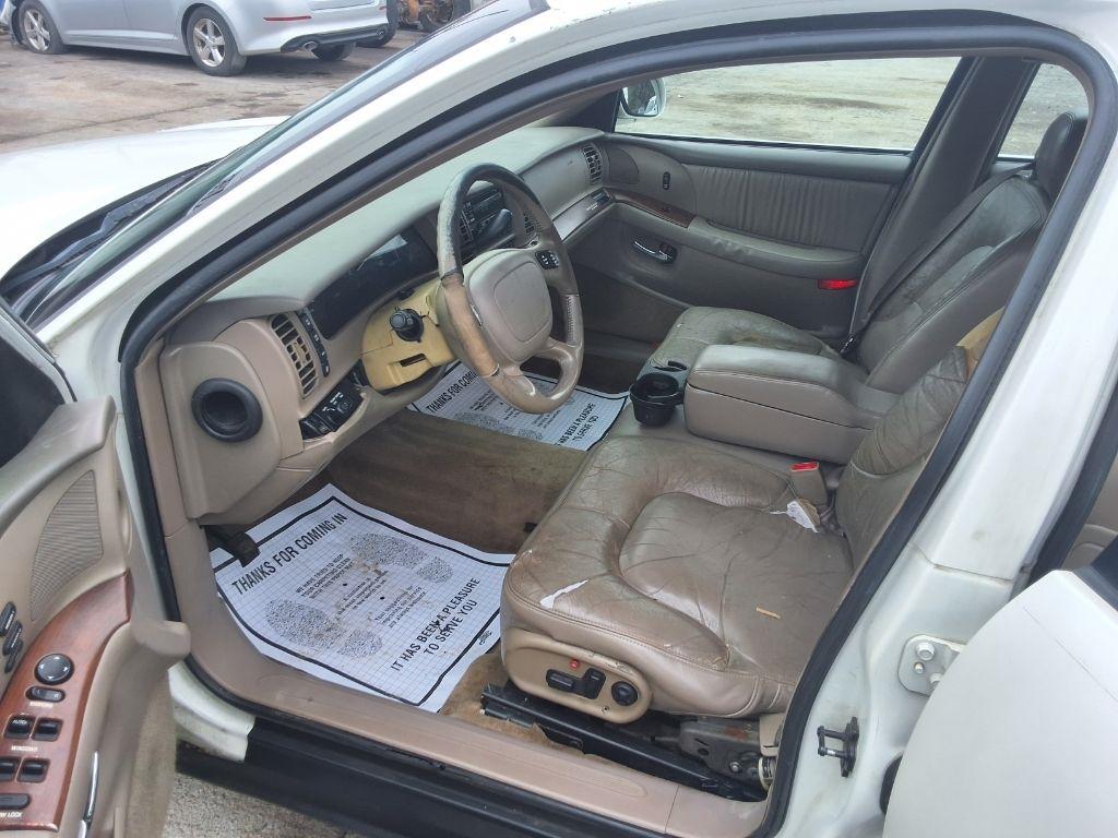 Buick Park Avenue Base 2000