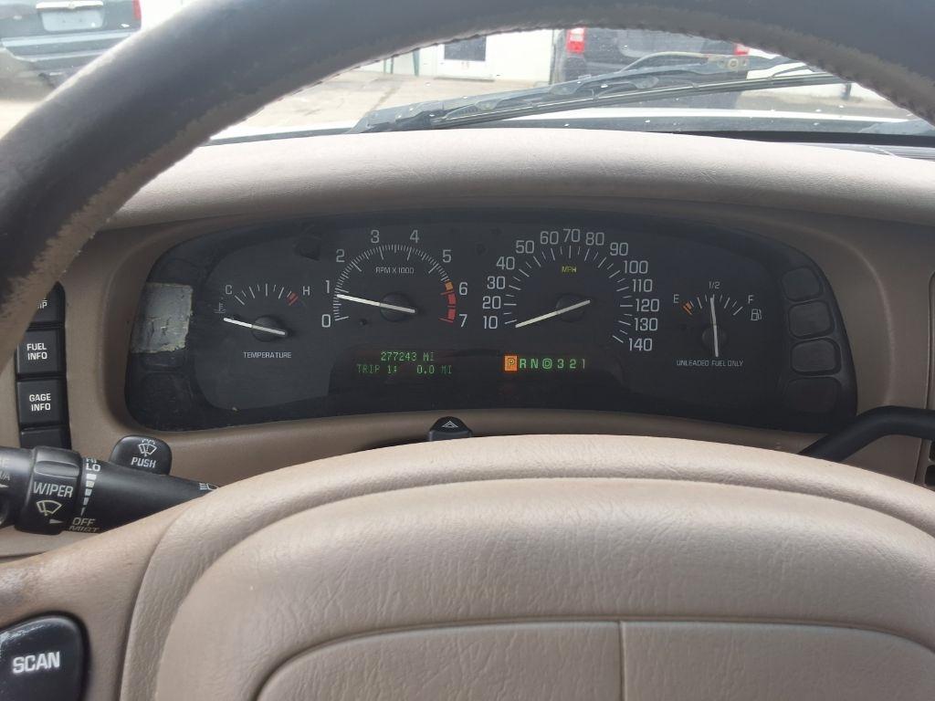 Buick Park Avenue Base 2000