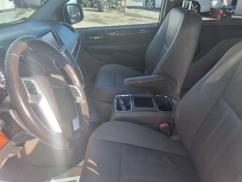 Chrysler Town & Country Touring 2015