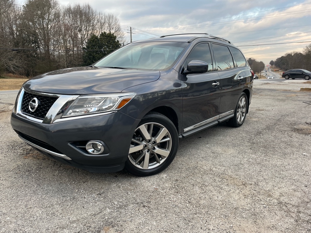 2014 Nissan Pathfinder Platinum 2WD