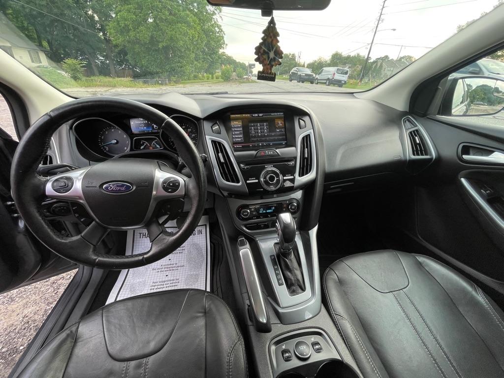 2013 Ford Focus Titanium Hatch
