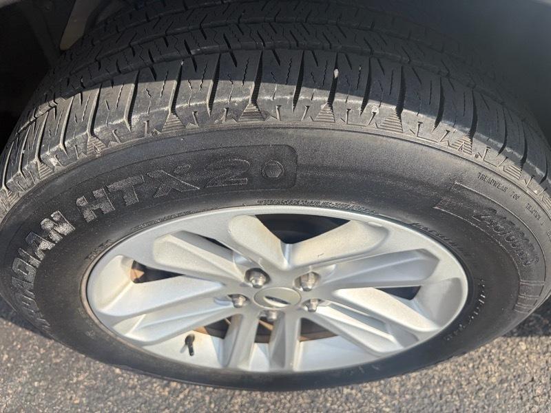 Ford Explorer 2WD 4dr V6 XLT 2017