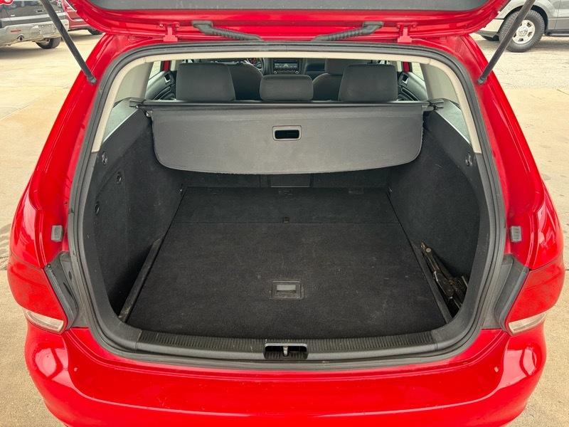 Volkswagen Jetta 2.5L w/ Sunroof 2014