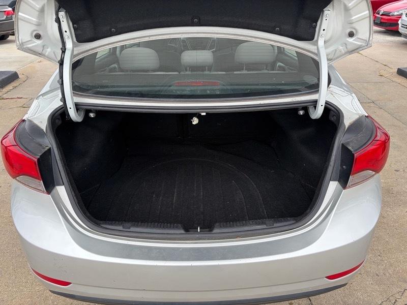 Hyundai Elantra 4dr Sdn Auto SE 2016