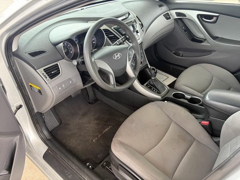 Hyundai Elantra 4dr Sdn Auto SE 2016