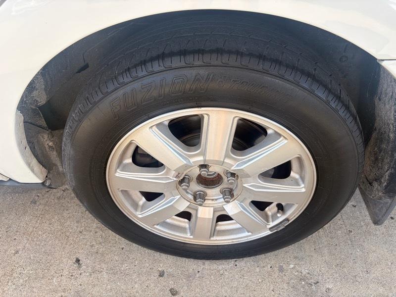 Ford TAURUS SE  2009