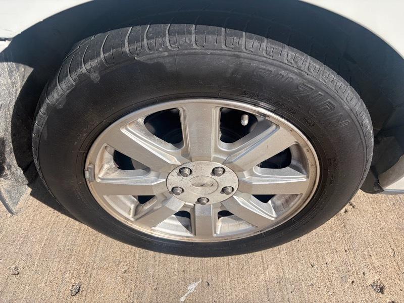 Ford TAURUS SE  2009