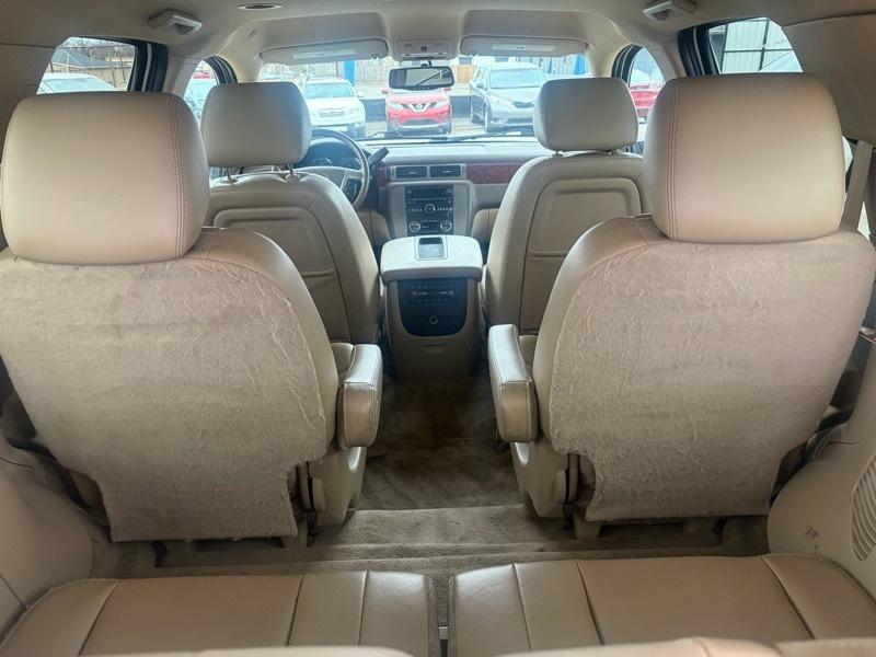 GMC Yukon 4WD 4dr 1500 SLT 2011