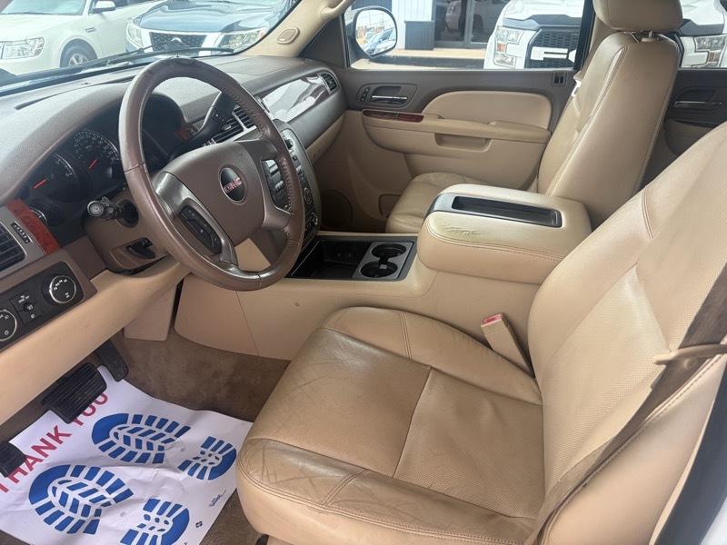 GMC Yukon 4WD 4dr 1500 SLT 2011