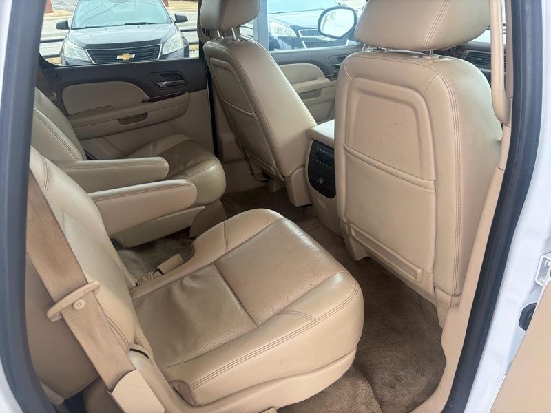 GMC Yukon 4WD 4dr 1500 SLT 2011