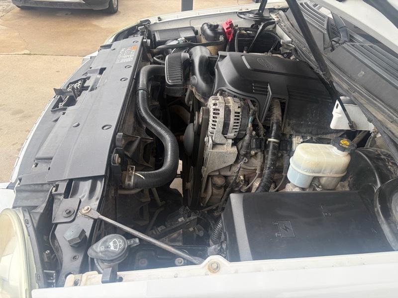 GMC Yukon 4WD 4dr 1500 SLT 2011