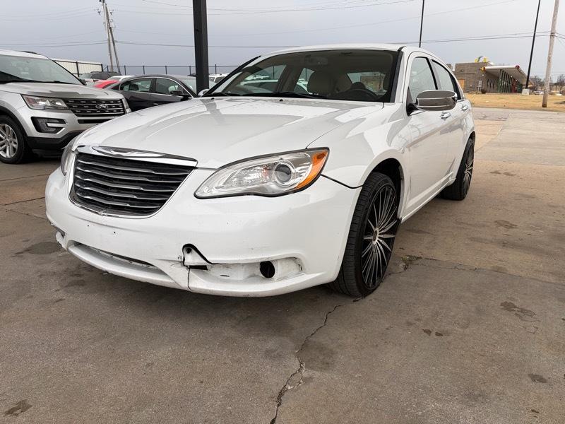 Chrysler 200 4dr Sdn Limited 2012