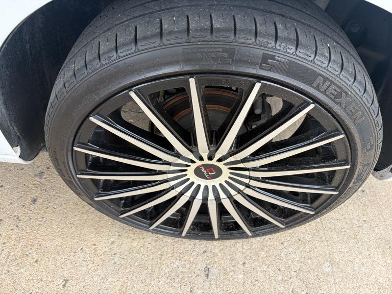 Chrysler 200 4dr Sdn Limited 2012