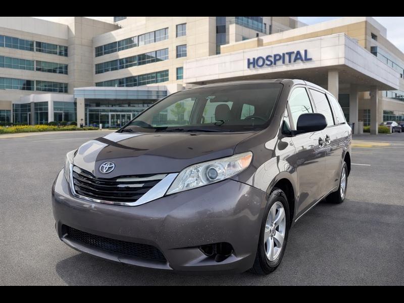 Toyota Sienna 5dr 7-Pass Van CE FWD (Natl) 2015