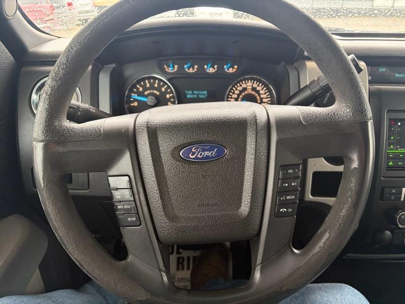 Ford F-150 STX SuperCrew 2WD 2013