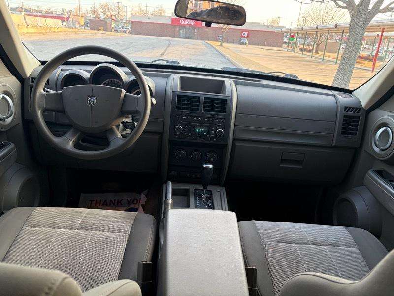 Dodge Nitro 2WD 4dr SXT 2007