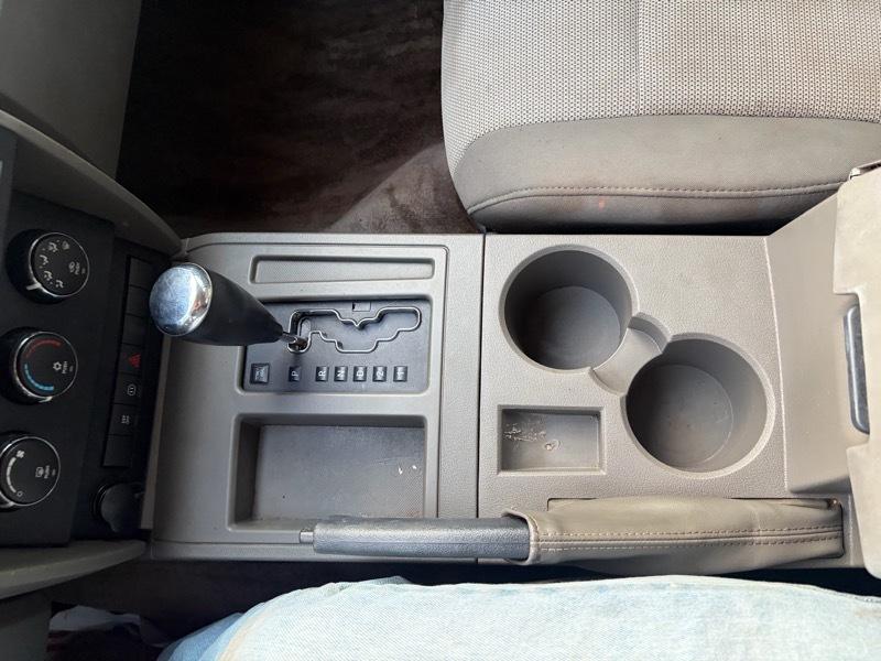 Dodge Nitro 2WD 4dr SXT 2007