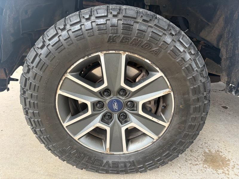 Ford F150 XLT Supercrew 4WD 145 2015