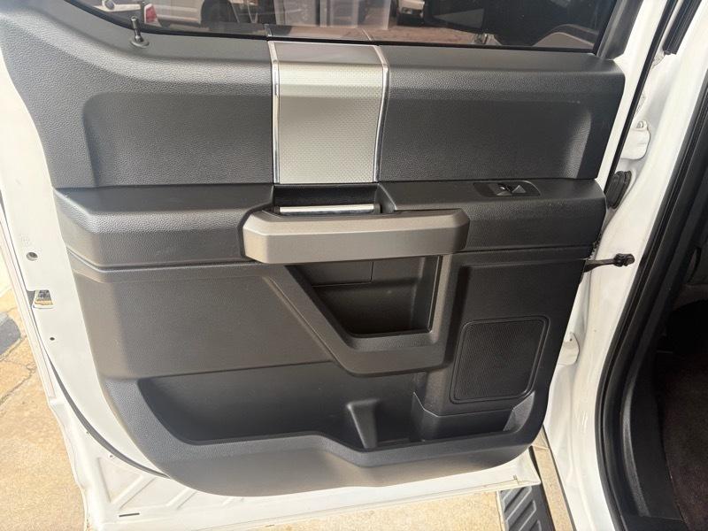 Ford F150 XLT Supercrew 4WD 145 2015