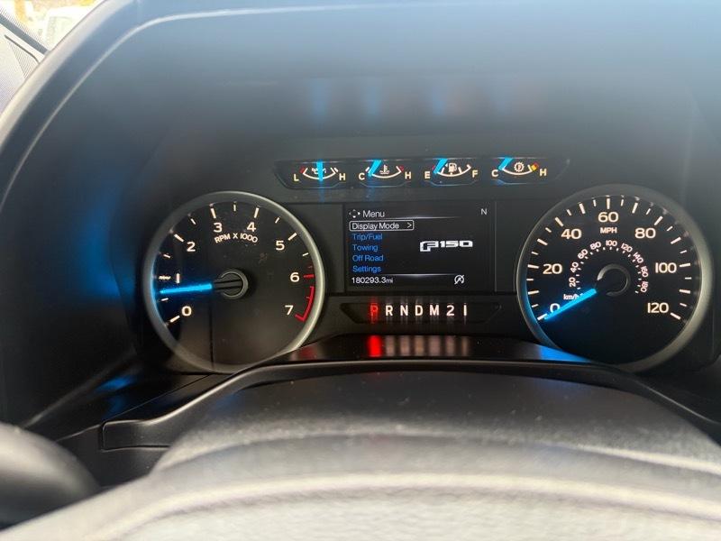 Ford F150 XLT Supercrew 4WD 145 2015