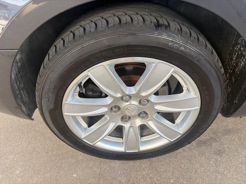 Buick LaCrosse 4dr Sdn Leather AWD 2013