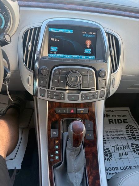 Buick LaCrosse 4dr Sdn Leather AWD 2013