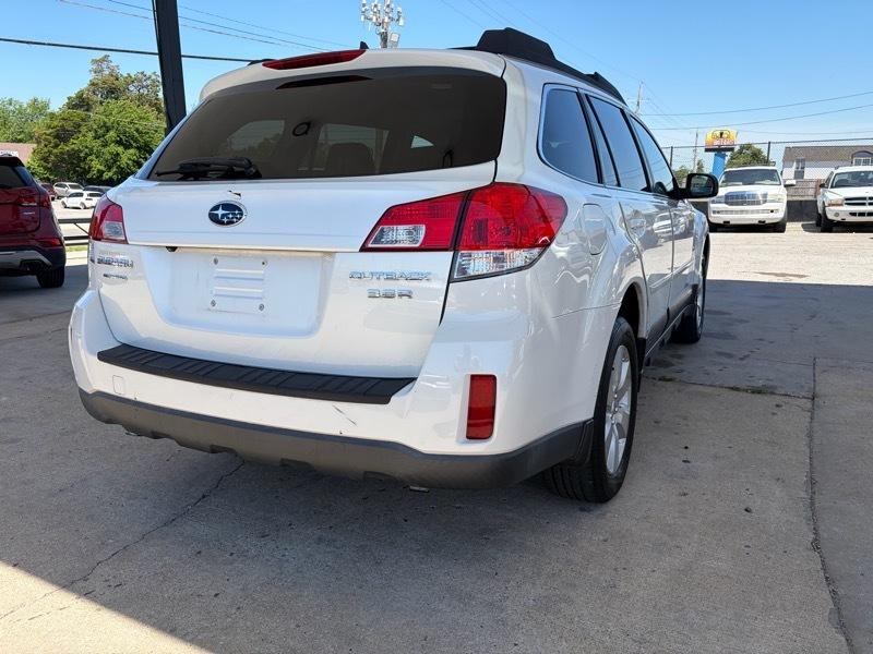 Subaru Outback 3.6R Limited 2012