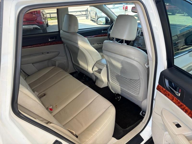 Subaru Outback 3.6R Limited 2012