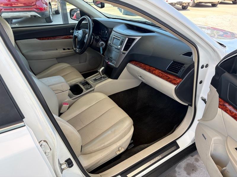 Subaru Outback 3.6R Limited 2012