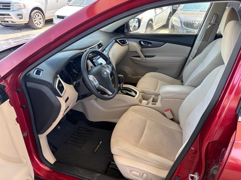 Nissan ROGUE S/SV  2016