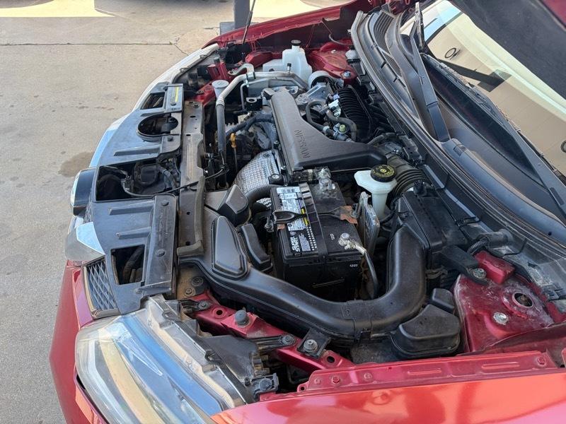 Nissan ROGUE S/SV  2016