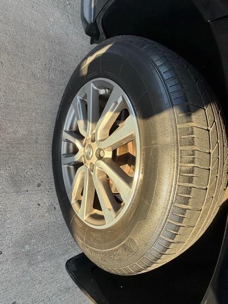 Nissan Pathfinder SL 4D SUV FWD 2014