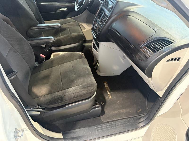 Dodge Grand Caravan SE 2013