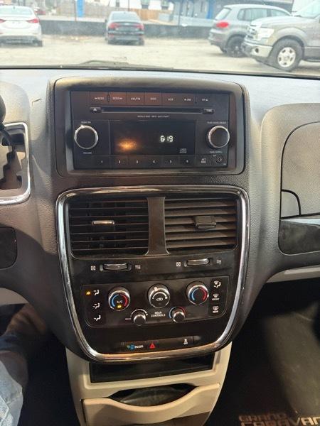 Dodge Grand Caravan SE 2013